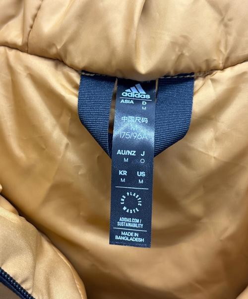 adidas（アディダス）adidas (アディダス) 中綿ジャケット ブラウン サイズ:Oの古着・服飾アイテム