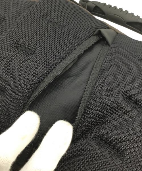 ガンダム（ガンダム）ガンダム (ガンダム) ショルダーバッグ グレーの古着・服飾アイテム