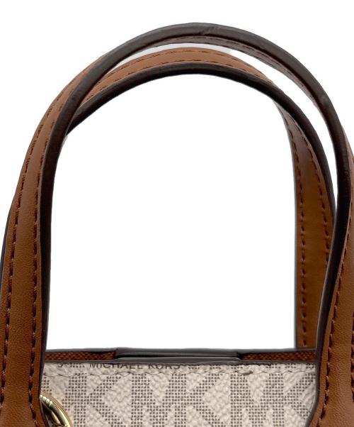MICHAEL KORS（マイケル・コース）MICHAEL KORS (マイケル・コース) 2WAYバッグ ホワイトの古着・服飾アイテム