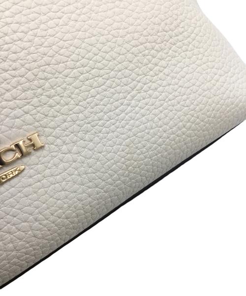 COACH（コーチ）COACH (コーチ) ローレル ショルダー バッグ ベージュの古着・服飾アイテム