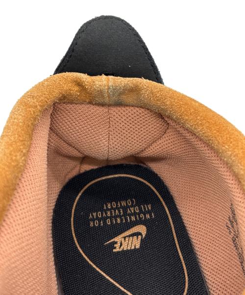 NIKE（ナイキ）NIKE (ナイキ) スニーカー ブラウン サイズ:28の古着・服飾アイテム
