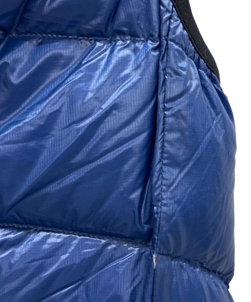 THE NORTH FACE（ザ ノース フェイス）THE NORTH FACE (ザ ノース フェイス) アコンガグアベスト ブルー×ブラック サイズ:Lの古着・服飾アイテム
