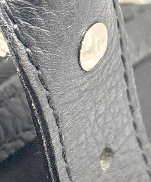 BURBERRY（バーバリー）BURBERRY (バーバリー) ミニボストンバッグ ブラックの古着・服飾アイテム