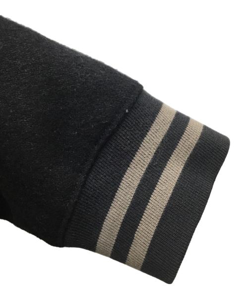 UNDEFEATED（アンディフィーテッド）UNDEFEATED (アンディフィーテッド) スタジャン ブラック サイズ:Mの古着・服飾アイテム