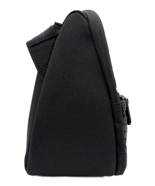 super consumer（スーパーコンシューマー）super consumer (スーパーコンシューマー) ひらくPCバッグ ブラックの古着・服飾アイテム