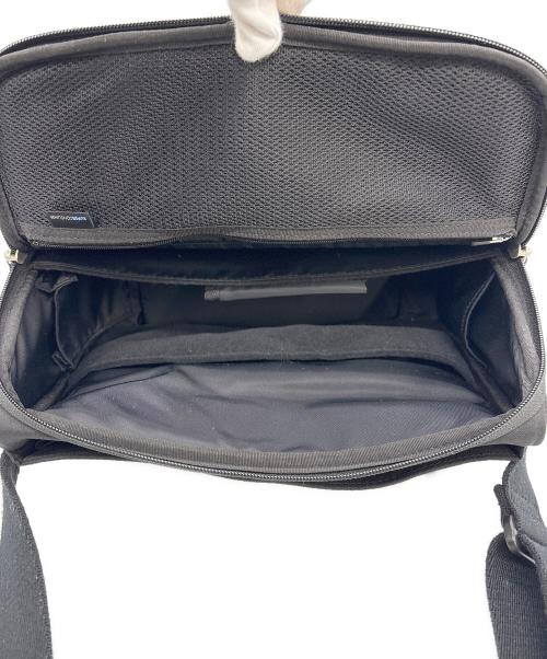 super consumer（スーパーコンシューマー）super consumer (スーパーコンシューマー) ひらくPCバッグ ブラックの古着・服飾アイテム