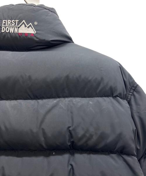 FIRST DOWN（ファーストダウン）FIRST DOWN (ファーストダウン) リバーシブルダウンジャケット グレー×ブラック サイズ:LLの古着・服飾アイテム