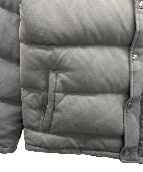 Patagonia（パタゴニア）Patagonia (パタゴニア) ダウンジャケット グレー×ブラウン サイズ:Mの古着・服飾アイテム