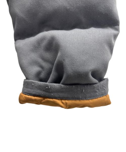 Patagonia（パタゴニア）Patagonia (パタゴニア) ダウンジャケット グレー×ブラウン サイズ:Mの古着・服飾アイテム