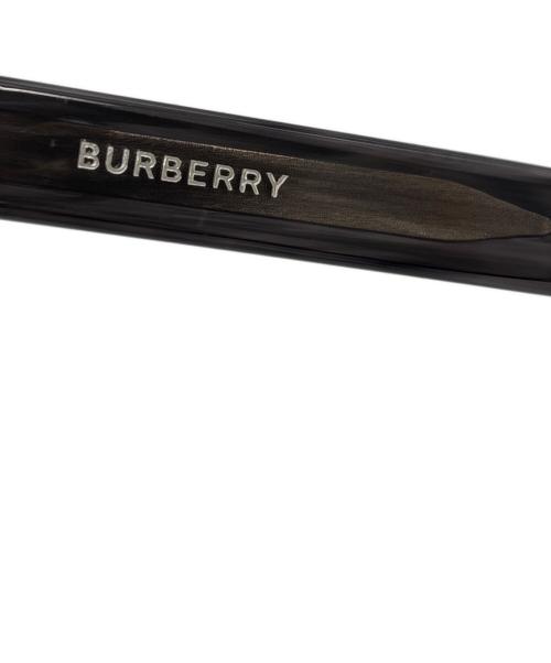BURBERRY（バーバリー）BURBERRY (バーバリー) サングラス ブラックの古着・服飾アイテム