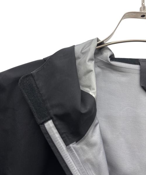 ARC'TERYX（アークテリクス）ARC'TERYX (アークテリクス) BETA JACKET ブラック サイズ:S/Pの古着・服飾アイテム