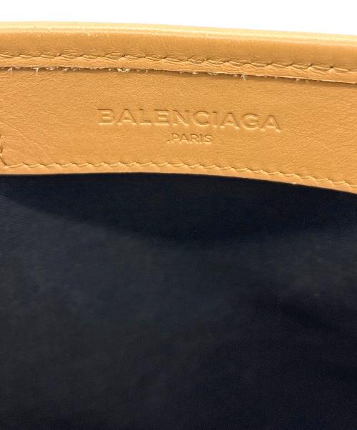 BALENCIAGA（バレンシアガ）BALENCIAGA (バレンシアガ) ハンドバッグ ホワイト×ブラック×ブラウンの古着・服飾アイテム