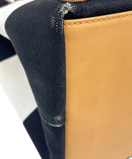 BALENCIAGA（バレンシアガ）BALENCIAGA (バレンシアガ) ハンドバッグ ホワイト×ブラック×ブラウンの古着・服飾アイテム
