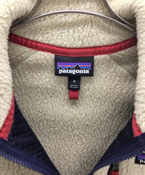 Patagonia（パタゴニア）Patagonia (パタゴニア) フリースジャケット アイボリー サイズ:Mの古着・服飾アイテム
