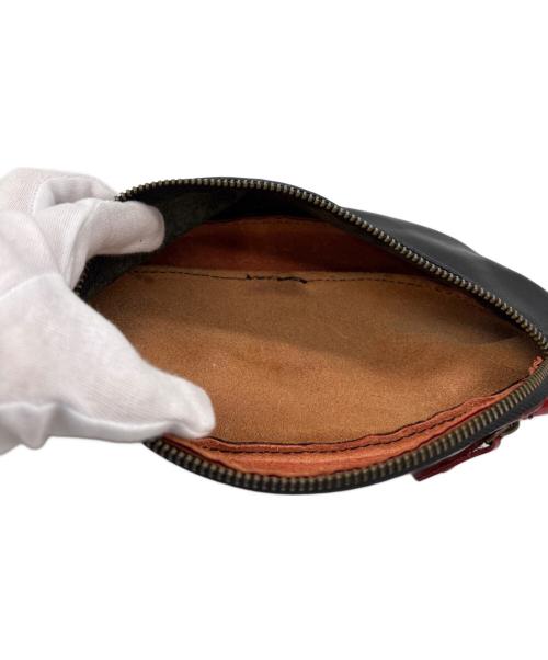 i medici（イ メディチ）I MEDICI (イ メディチ) レザーボディバッグ ブラック×レッドの古着・服飾アイテム