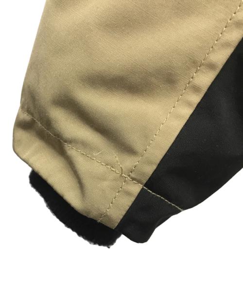 AVIREX（アヴィレックス）AVIREX (アヴィレックス) ダウンジャケット カーキ サイズ:Fの古着・服飾アイテム