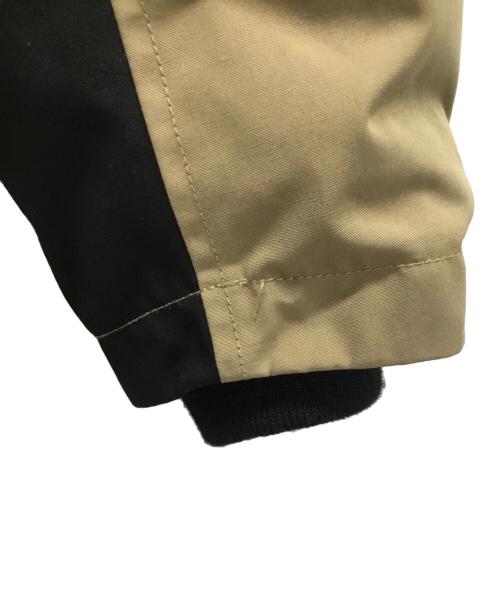 AVIREX（アヴィレックス）AVIREX (アヴィレックス) ダウンジャケット カーキ サイズ:Fの古着・服飾アイテム