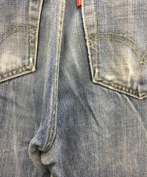 LEVI'S（リーバイス）LEVI'S (リーバイス) デニムパンツ ブルー サイズ:32の古着・服飾アイテム