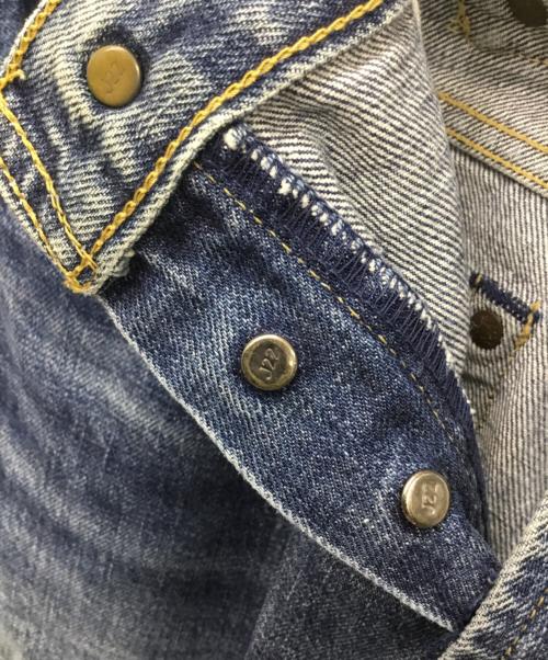 LEVI'S（リーバイス）LEVI'S (リーバイス) 702 シンチバックデニムパンツ ブルー サイズ:81(W32)の古着・服飾アイテム