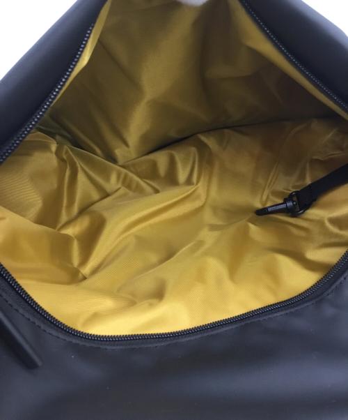 WEXLEY（ウェクスレイ）WEXLEY (ウェクスレイ) リュック ブラック×イエロー 未使用品の古着・服飾アイテム