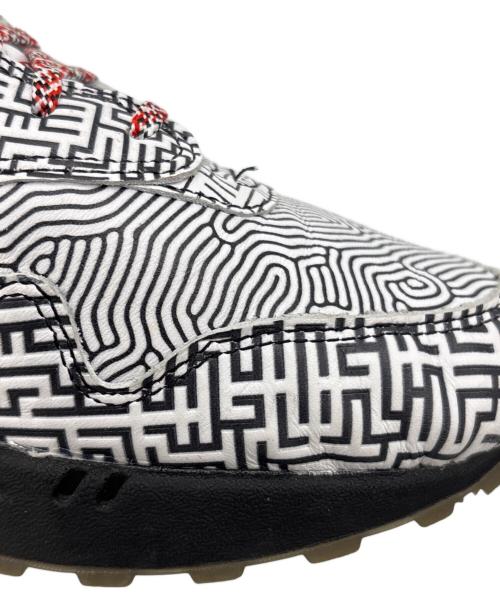 NIKE（ナイキ）NIKE (ナイキ) スニーカー ホワイト×ブラック サイズ:28の古着・服飾アイテム