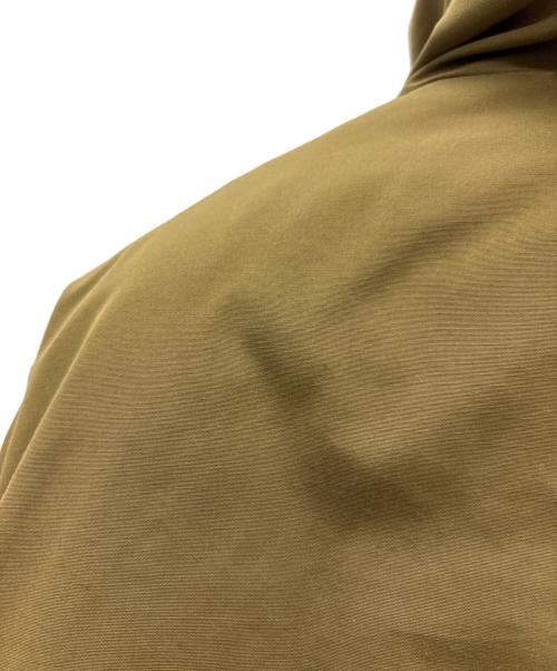 AVIREX（アヴィレックス）AVIREX (アヴィレックス) フードパディングジャケット カーキ サイズ:Mの古着・服飾アイテム