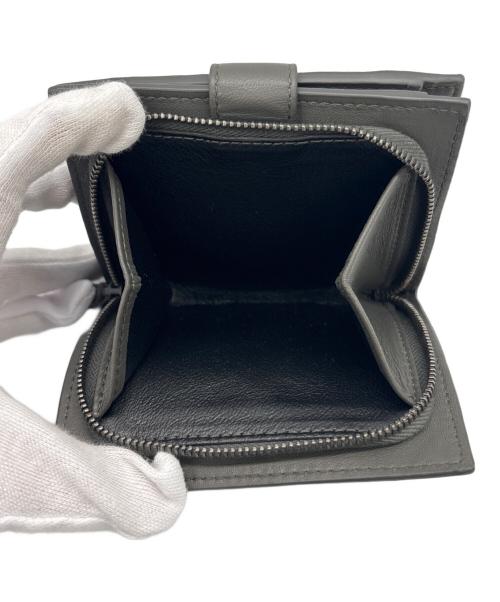 BOTTEGA VENETA（ボッテガベネタ）BOTTEGA VENETA (ボッテガベネタ) 2つ折り財布 グレーの古着・服飾アイテム