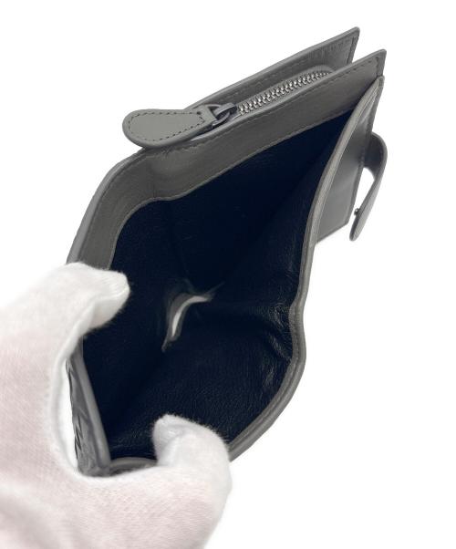 BOTTEGA VENETA（ボッテガベネタ）BOTTEGA VENETA (ボッテガベネタ) 2つ折り財布 グレーの古着・服飾アイテム