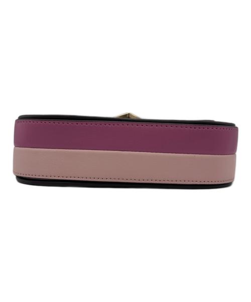 Kate Spade（ケイトスペード）Kate Spade (ケイトスペード) ルラスモールサドルバック グリーン×レッドの古着・服飾アイテム