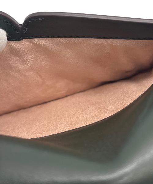 Kate Spade（ケイトスペード）Kate Spade (ケイトスペード) ルラスモールサドルバック グリーン×レッドの古着・服飾アイテム