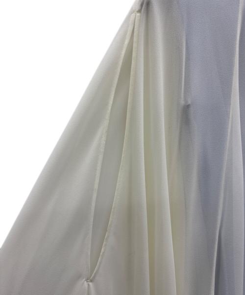 JENNE（ジェンヌ）JENNE (ジェンヌ) 2wayケープレイヤードワンピース ホワイト×ブルー サイズ:Lの古着・服飾アイテム