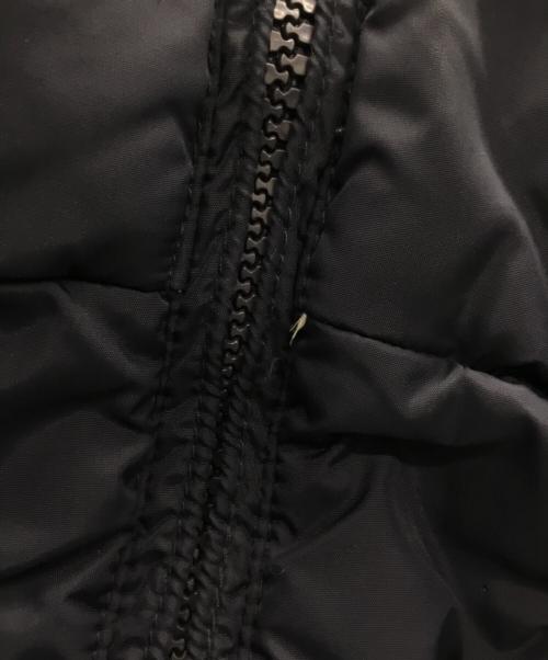 Abercrombie & Fitch（アバクロンビー アンド フィッチ）Abercrombie & Fitch (アバクロンビー アンド フィッチ) ダウンジャケット ネイビー サイズ:Mの古着・服飾アイテム