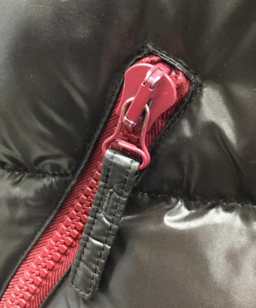 DUVETICA（デュベティカ）DUVETICA (デュベティカ) フード付ダウンベスト ブラウン×レッド サイズ:50の古着・服飾アイテム