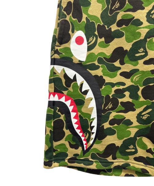 A BATHING APE（ア ベイシング エイプ）A BATHING APE (ア ベイシング エイプ) ショートパンツ マルチカラー サイズ:Sの古着・服飾アイテム