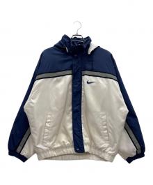 NIKE（ナイキ）の古着「中綿ジャケット」｜アイボリー×ネイビー