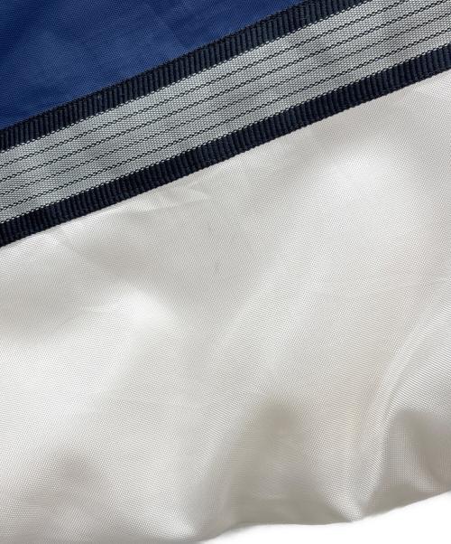 NIKE（ナイキ）NIKE (ナイキ) 中綿ジャケット アイボリー×ネイビー サイズ:Mの古着・服飾アイテム