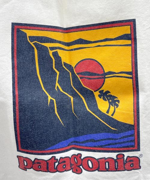 Patagonia（パタゴニア）Patagonia (パタゴニア) トートバッグ ホワイトの古着・服飾アイテム