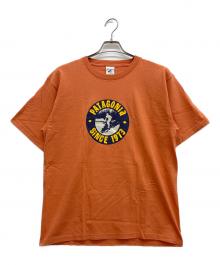 Patagonia（パタゴニア）の古着「Beneficial T's」｜オレンジ