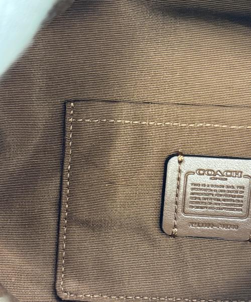 COACH（コーチ）COACH (コーチ) ボディバッグ ベージュの古着・服飾アイテム