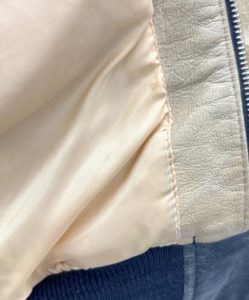 AVIREX（アヴィレックス）AVIREX (アヴィレックス) スタジャン グレー×ベージュ サイズ:Mの古着・服飾アイテム