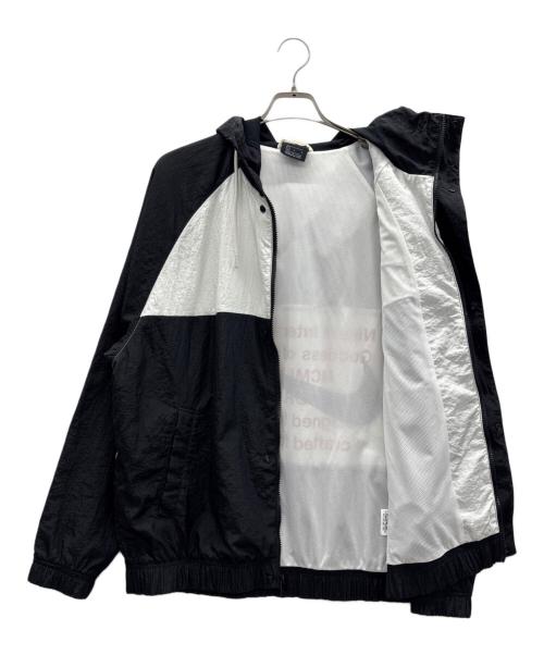 NIKE（ナイキ）NIKE (ナイキ) スウッシュ ウーブン フード付きジャケッ ホワイト×ブラック サイズ:Lの古着・服飾アイテム