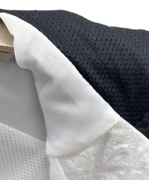 NIKE（ナイキ）NIKE (ナイキ) スウッシュ ウーブン フード付きジャケッ ホワイト×ブラック サイズ:Lの古着・服飾アイテム