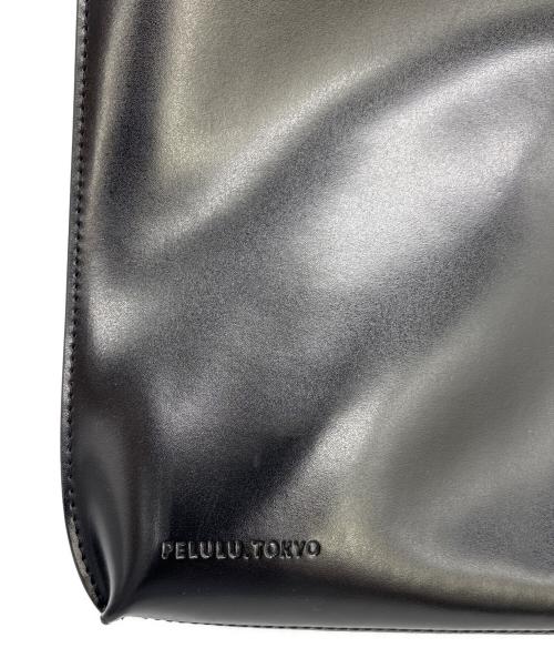 PELULU.TOKYO（ペルル トウキョウ）PELULU.TOKYO (ペルル トウキョウ) フラットミニマルレザーバッグ ブラックの古着・服飾アイテム