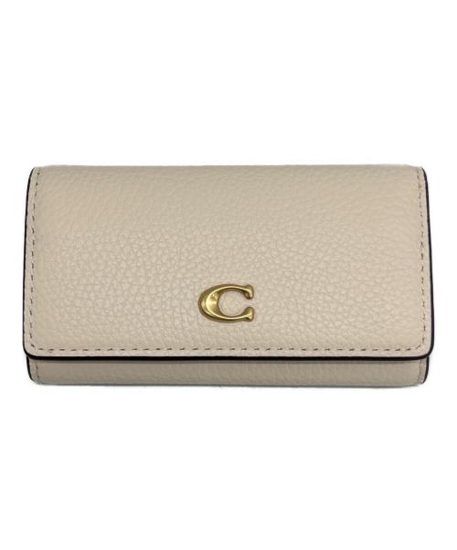 COACH（コーチ）COACH (コーチ) エッセンシャル 6 リング キー ケース ホワイトの古着・服飾アイテム