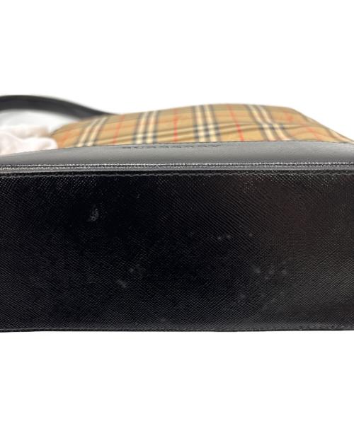BURBERRY（バーバリー）BURBERRY (バーバリー) ワンショルダーバッグ ブラウンの古着・服飾アイテム