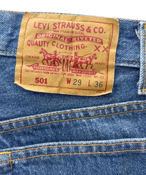 LEVI'S（リーバイス）LEVI'S (リーバイス) ストレートデニムパンツ ブルー サイズ:W29×L36の古着・服飾アイテム
