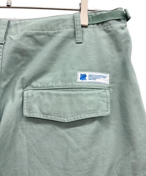 UNDEFEATED（アンディフィーテッド）UNDEFEATED (アンディフィーテッド) ハーフカーゴパンツ グリーン サイズ:36の古着・服飾アイテム