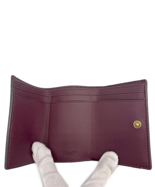 COACH（コーチ）COACH (コーチ) ミニトライフォールド ウォレット ブラウンの古着・服飾アイテム