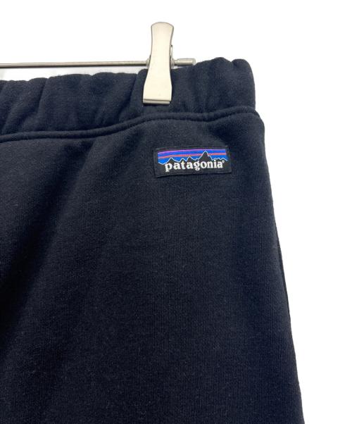 Patagonia（パタゴニア）Patagonia (パタゴニア) P-6 ラベル・アップライザル・スウェットパンツ ブラック サイズ:Lの古着・服飾アイテム