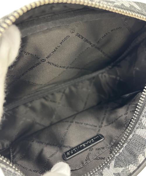 MICHAEL KORS（マイケルコース）MICHAEL KORS (マイケルコース) ショルダーバッグ グレーの古着・服飾アイテム